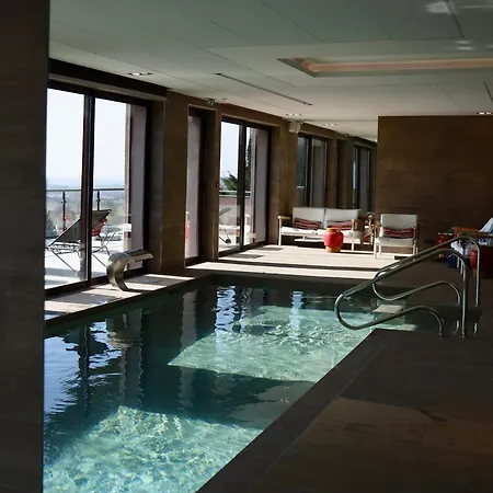 Arnold Hotel