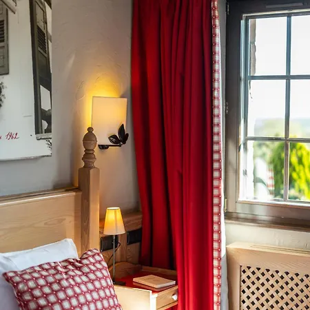 Hotel Arnold 4*
