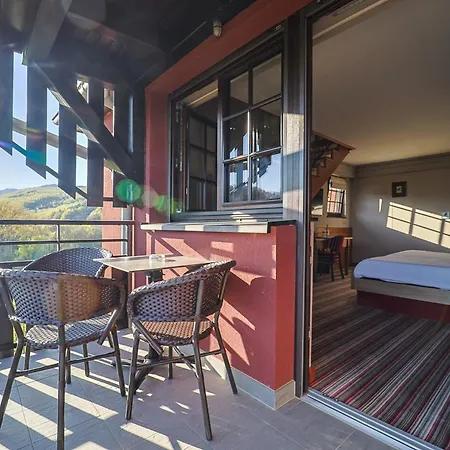Arnold Hotel