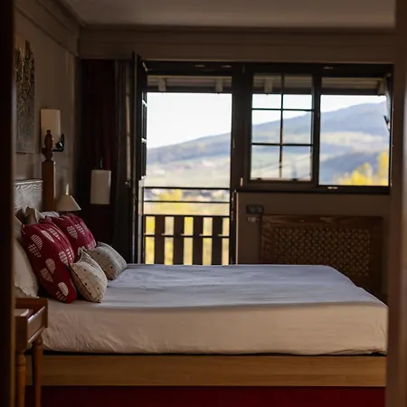 Arnold Hotel