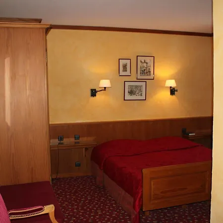 Arnold Hotel Itterswiller